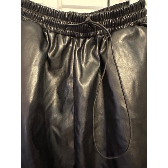 Black Faux Leather Cargo Jogger‎ Pants With Side Pockets & Elastic Waist 4 - Picture 5 of 8